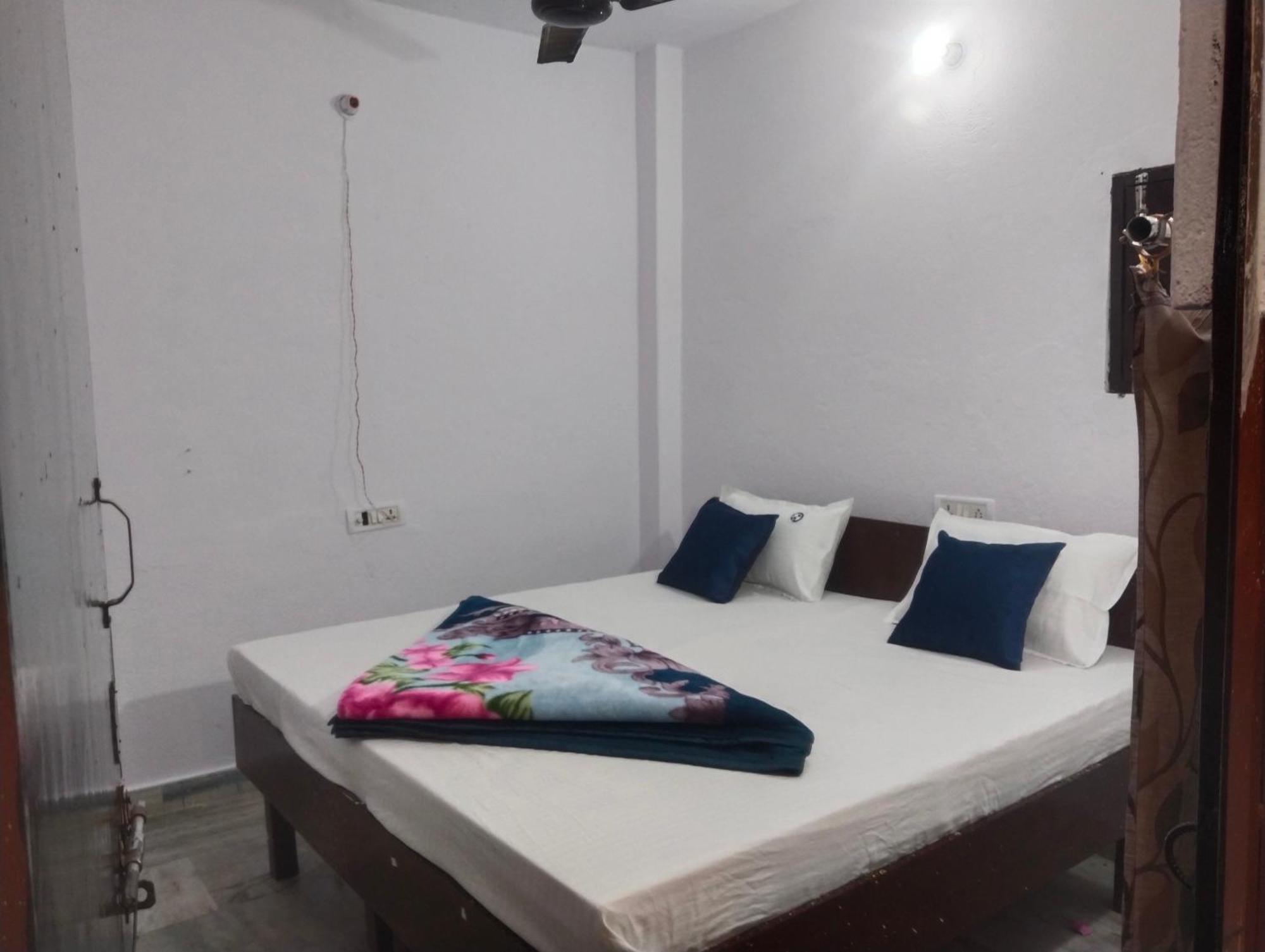 Rohit Paying Guest House Assi Ghat Waranasi Zewnętrze zdjęcie